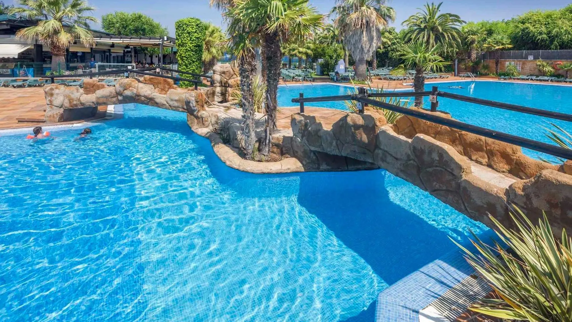 Apartments In Blanes/Costa Brava 35181